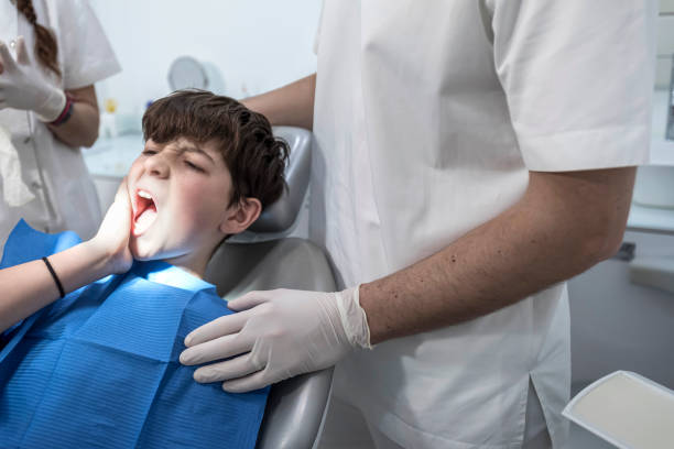 Best Emergency Tooth Extraction in Newcomerstown, OH